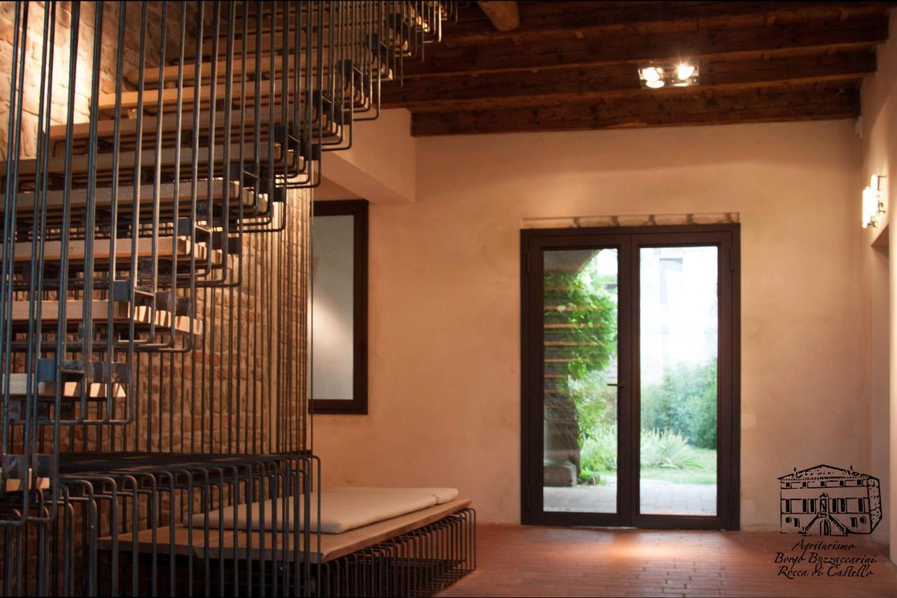 מונסליצ'ה Agriturismo Borgo Buzzaccarini Rocca Di Castello מראה חיצוני תמונה