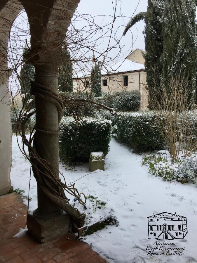 מונסליצ'ה Agriturismo Borgo Buzzaccarini Rocca Di Castello מראה חיצוני תמונה