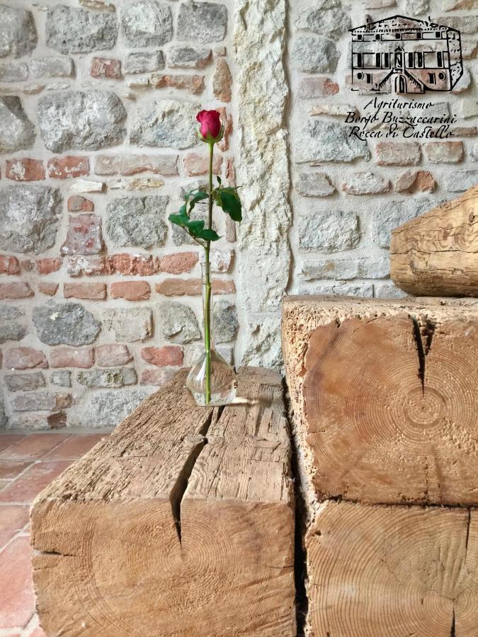 מונסליצ'ה Agriturismo Borgo Buzzaccarini Rocca Di Castello מראה חיצוני תמונה