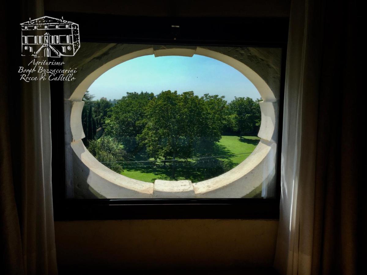 מונסליצ'ה Agriturismo Borgo Buzzaccarini Rocca Di Castello מראה חיצוני תמונה