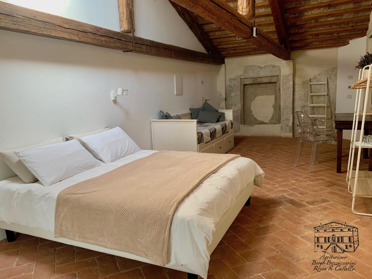מונסליצ'ה Agriturismo Borgo Buzzaccarini Rocca Di Castello מראה חיצוני תמונה