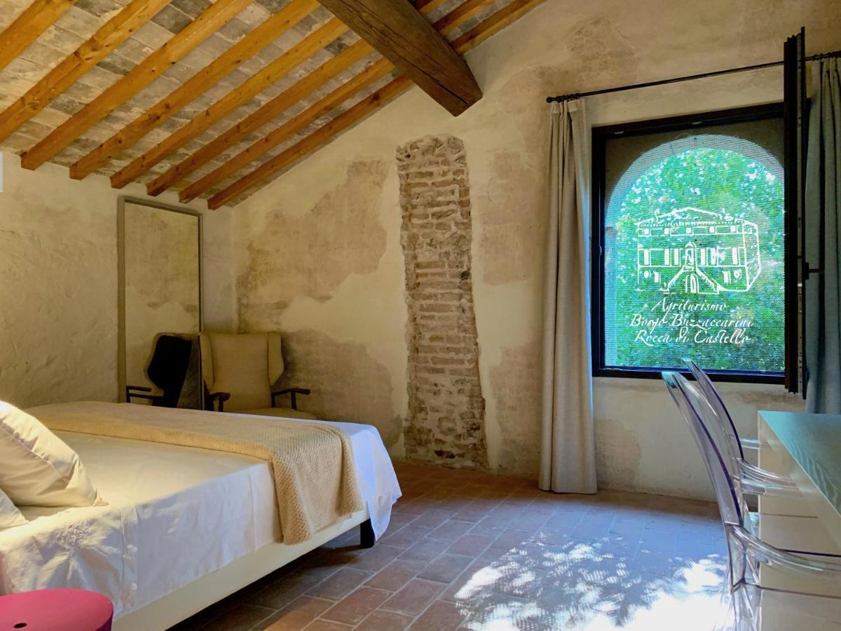 מונסליצ'ה Agriturismo Borgo Buzzaccarini Rocca Di Castello מראה חיצוני תמונה