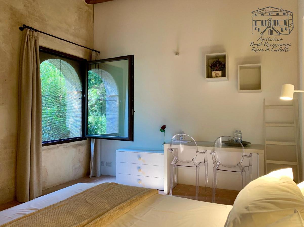 מונסליצ'ה Agriturismo Borgo Buzzaccarini Rocca Di Castello מראה חיצוני תמונה