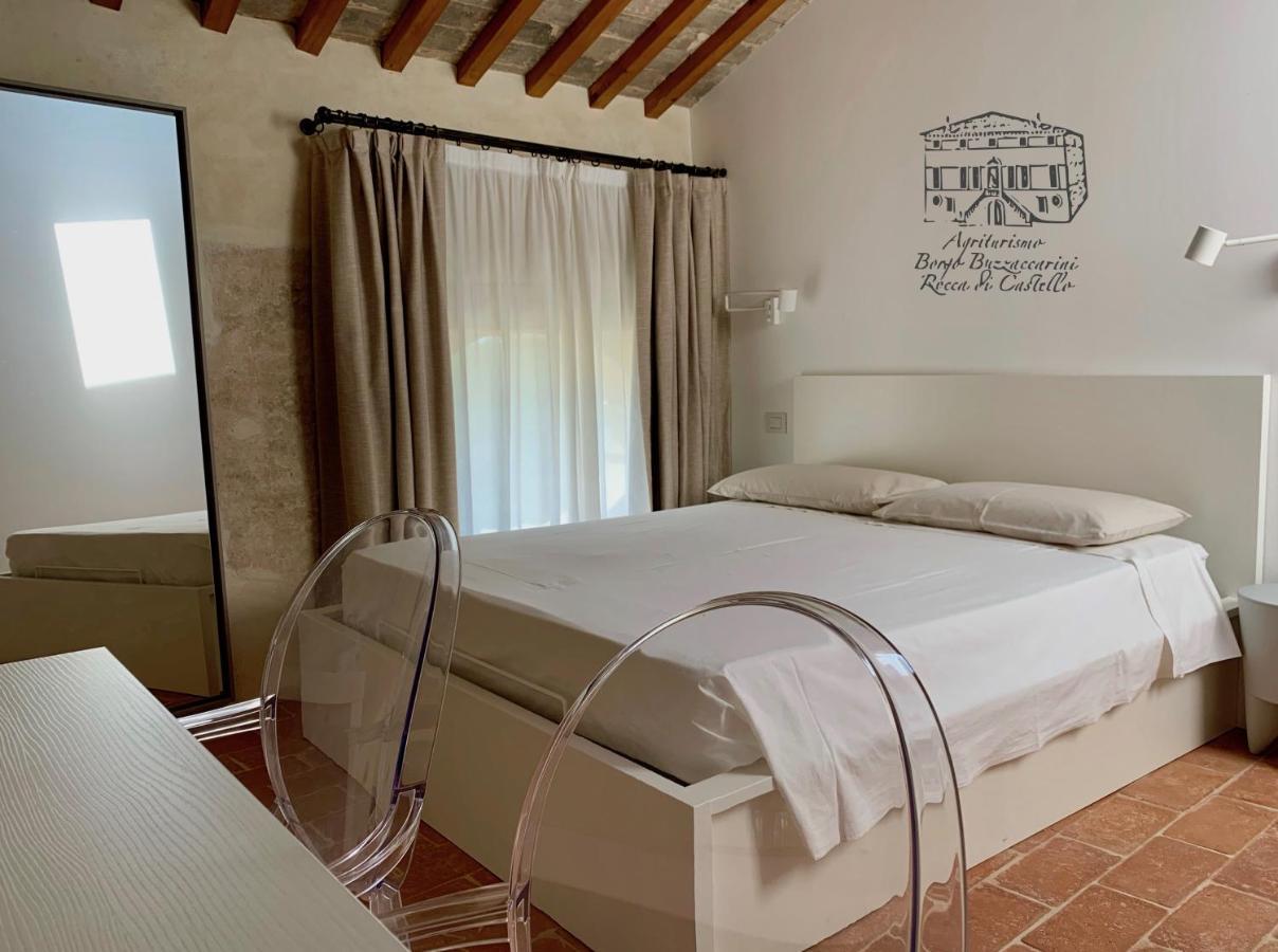 מונסליצ'ה Agriturismo Borgo Buzzaccarini Rocca Di Castello מראה חיצוני תמונה