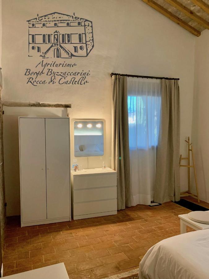 מונסליצ'ה Agriturismo Borgo Buzzaccarini Rocca Di Castello מראה חיצוני תמונה
